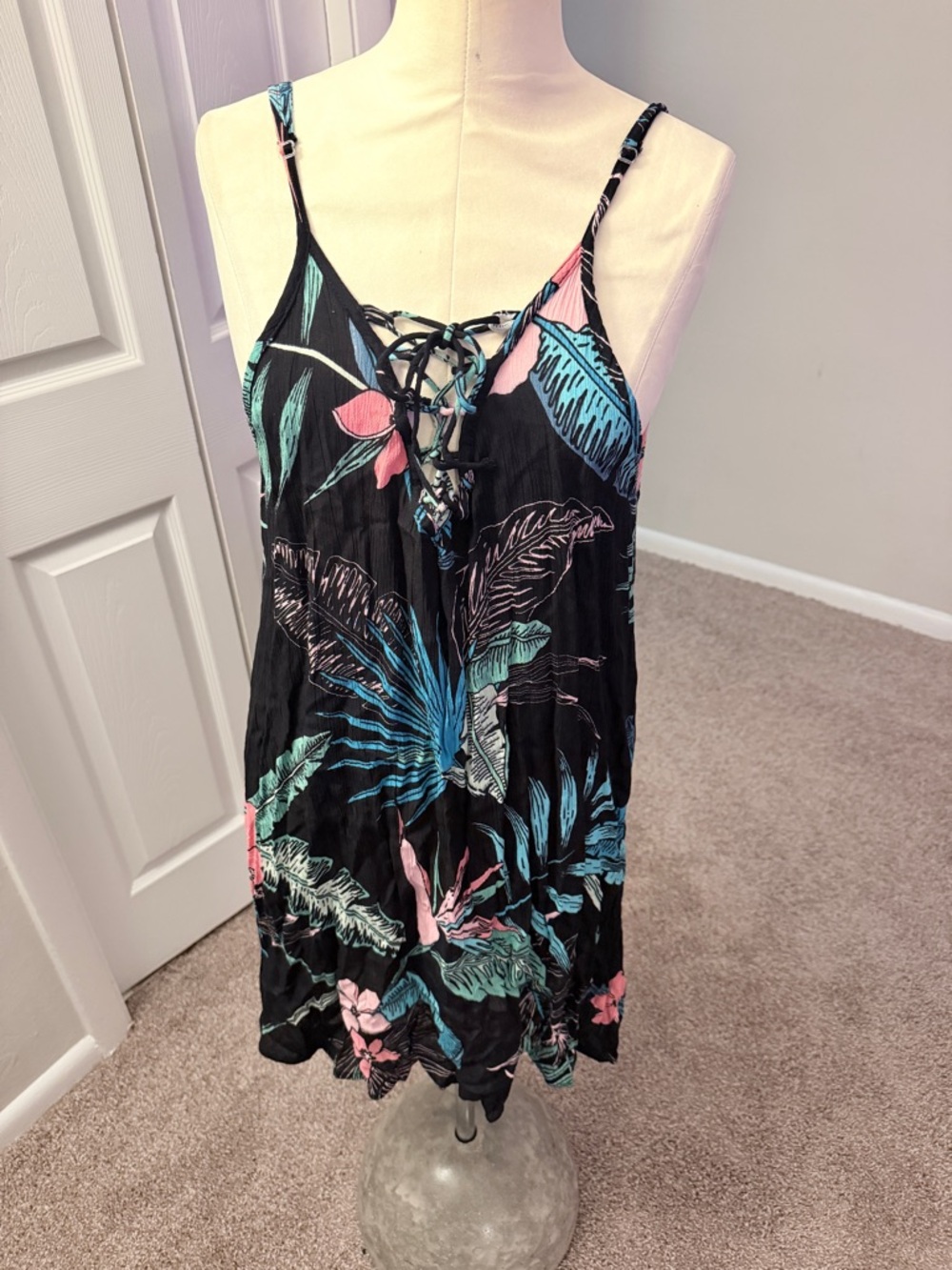 Lagaci Tropical Floral Lace-Up Tank Top đ´ Boho Flowy Cami XL - Picture 2 of 7